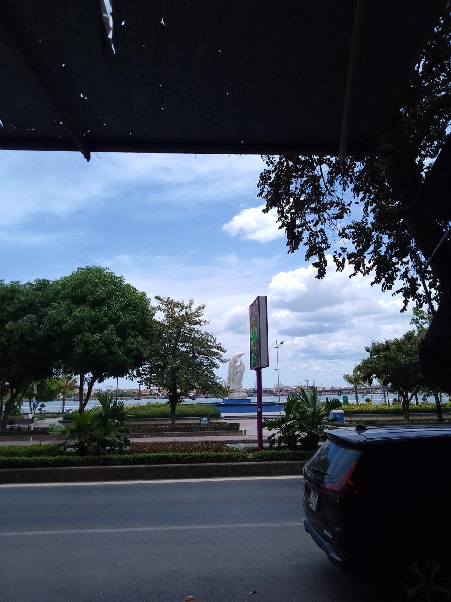 Nha Nghi Hang Nga Dong Hoi Exterior photo